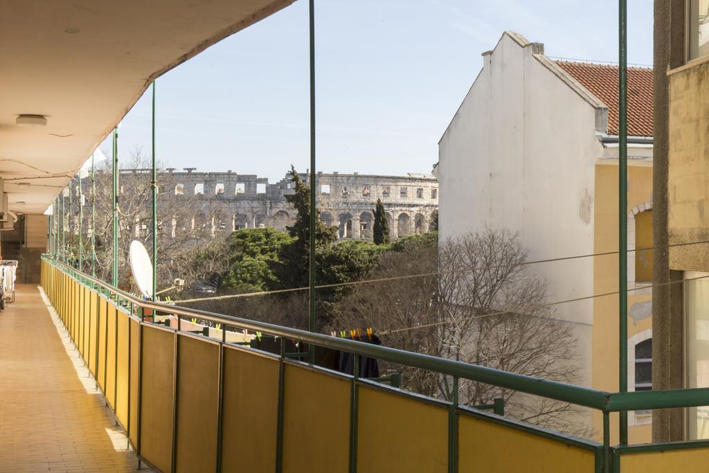 Apartment Seaview Arena Pula Buitenkant foto